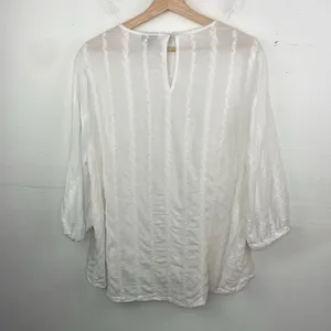 Torrid White Eyelet & Lace Embroidered Hi-Lo Blouse size 1X thumbnail 8