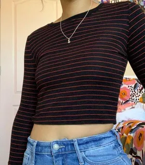 Red & Black Striped Long Sleeve Crop Top T Shirt Size Small thumbnail 1