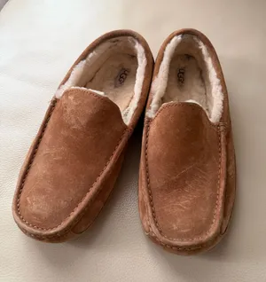UGG Men’s Loafers thumbnail 1