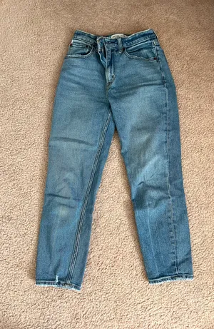 Abercrombie Curve Love High Rise Mom Jean thumbnail 3