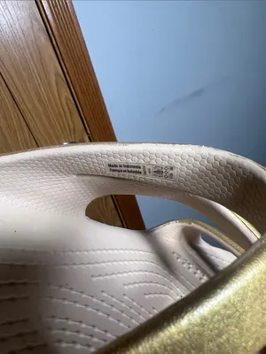 CROCS Women’s Metallic Gold Multi-Strap Slide Sandals thumbnail 7