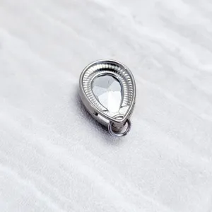 Vintage Pendant Clear Teardrop Shape Gem Set In Silver Tone thumbnail 2