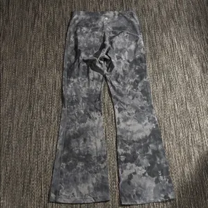 Lululemon Groove Super-High-Rise Flared Pant Nulu thumbnail 2