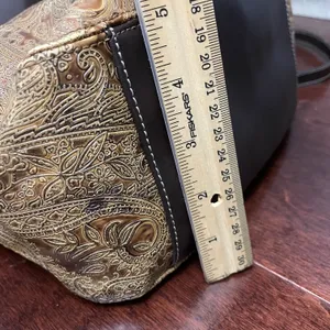 Fossil Relic by Brown and Tan Paisley Embossed Vegan Leather Purse Handbag thumbnail 13