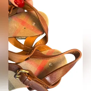 Burberry Tan Leather Check Canvas Espadrille Wedge Sandals EU 35 Italy GUC FLAW thumbnail 6