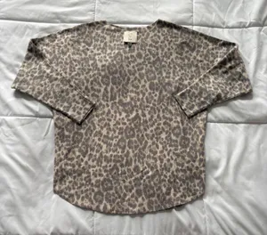Sioni Leopard Print Dolman Sleeve Knit Sweater‎ Womens Small Top Tan Grey Office thumbnail 1