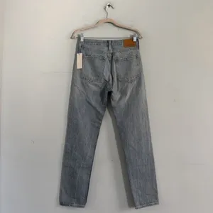 Aritzia‎ Denim Forum Ex-Boyfriend Vintage Desert Jeans Light Wash NWT Size 24 thumbnail 4