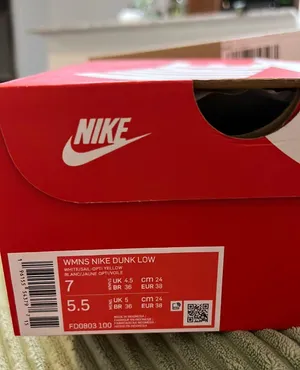 Nike Dunk Low thumbnail 3