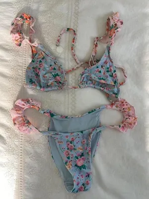 Blackbough Bikini thumbnail 1