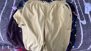 Beyond Scrubs Scrub Set Yellow Size M thumbnail 3