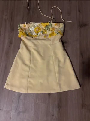 Angel Biba Strapless Floral Appliqué Mini Dress in Pale Yellow thumbnail 2