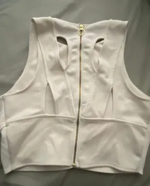 Guess white crop top thumbnail 2