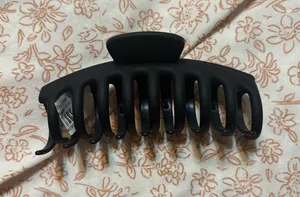 Boutique Hair Clip thumbnail 1