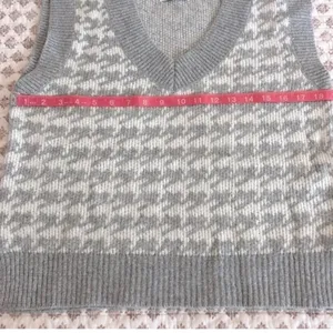 Abercrombie Houndstooth Sweater Vest Gray Preppy Golfcore V Neck Knit Size S thumbnail 8