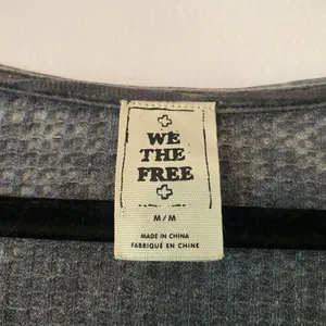 We The Free Gray Waffle Knit Long Sleeve Loungewear V-neck Shirt Women's Medium thumbnail 2