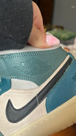 Nike Jordan 1 thumbnail 9