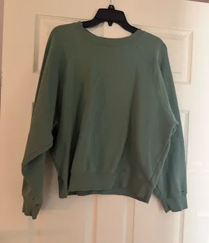 Old Navy Green Crewneck Sweatshirt Women’s Large thumbnail 1
