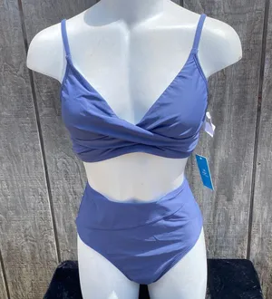 New Cupshe V-neck Twist Bra & Spliced High Waist Bikini Size Medium Beach Vacay thumbnail 4
