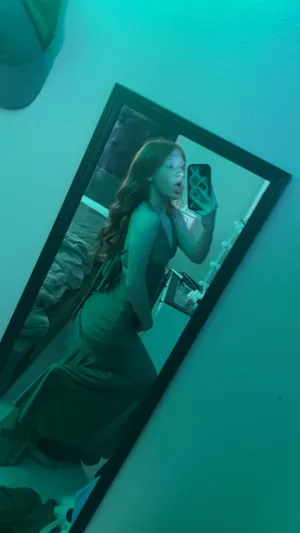Windsor green prom dress thumbnail 2