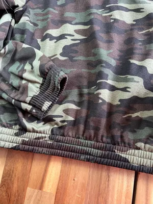 Justify Camo Quarter Zip Pullover Sweatshirt Size L Vibes Graphic thumbnail 8