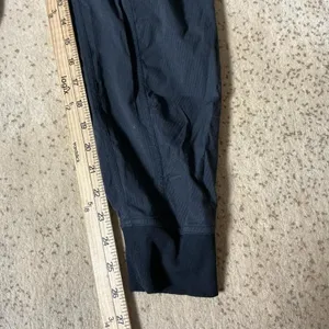 Lululemon‎ Dance Studio Jogger Black Women Sz 4 Ribbed Waistband Activewear Yoga thumbnail 4