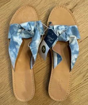 Universal Thread‎ Melody Knot Blue Denim Sandals Size 11 thumbnail 1