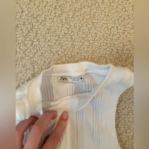 Zara Ribbed White Tank thumbnail 2