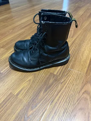 Dr. Martens Jarden Black Pisa Leather Boot Women’s Size 6. thumbnail 3
