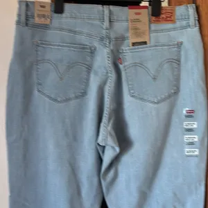 NWT mid rise classic straight Levi’s Light Blue Denim size 16 med 33 x 30 thumbnail 4