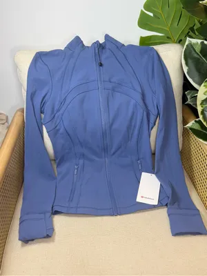 NWT Lululemon Define Jacket *Nulu Size 6 thumbnail 3
