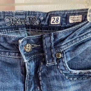 Miss Me Jeans Womens Sz 28‎ boot cut denim Embellished stitiching flap Pockets thumbnail 4
