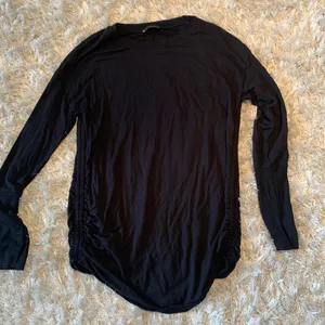 Athleta Long Black Sweatshirt thumbnail 1
