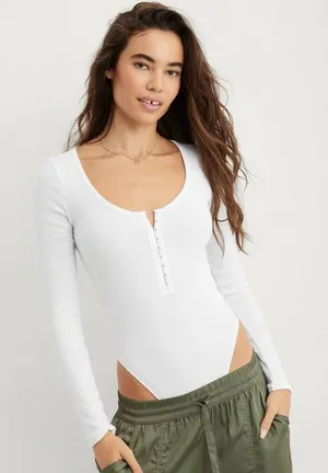Aerie White Ribbed Long Sleeve Hook‎ and Eye Bodysuit Medium M thumbnail 1