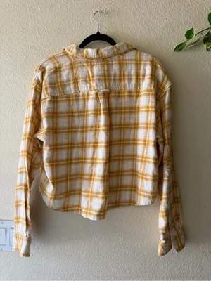 NWT American Eagle Outfitters Mustard Plaid Button-Down Shirt thumbnail 3
