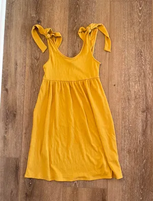Target Yellow Dress thumbnail 1