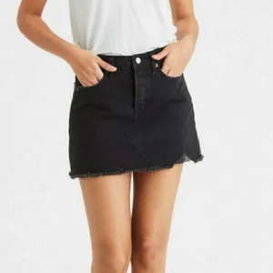 AEO 5 Button Distressed Hi Rise Festival Mini Skirt Women’s Size 6 thumbnail 4