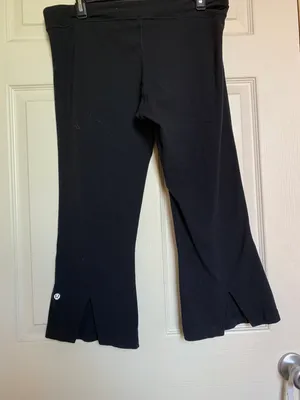 #%13 BLACK CAPRI thumbnail 2