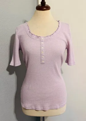 LOFT Women Lilac‎ Y2K Textured Waffle Scoopneck Pointelle Ruffle Henley Top Sz L thumbnail 1