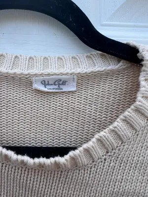 Sweater thumbnail 2