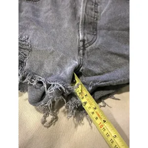Levi's 501 Shorts Womens W30 Button Fly Frayed Hem Dark Wash Whisker Mid Rise thumbnail 3