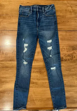 Distressed Jeans thumbnail 1