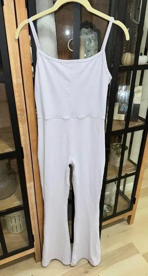 Amazon Flare onesie jumpsuit lavender aritzia Divinity Kick Wilfred workout thumbnail 2