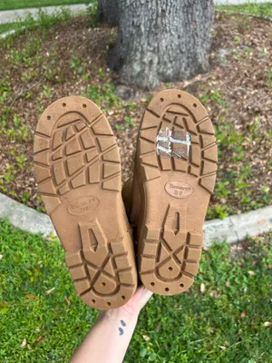 Chestnut BEARPAW Boots thumbnail 6