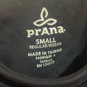 PraNa Flare Black Leggings‎ size Small casual yoga gym thumbnail 4