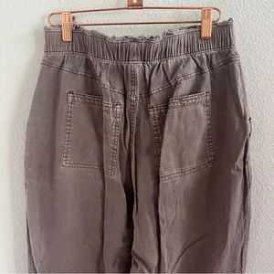 Old Navy HR Soft Utility "Paper Bag" Waist Elastic Waist Utility Pants Small thumbnail 5