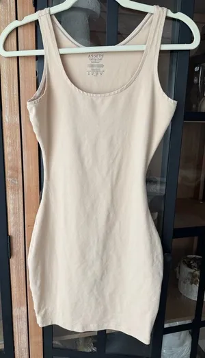 SPANX Slip dress shapewear nude RED HOT Sleek Slimmers reversible Tank Slip thumbnail 1