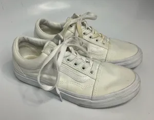 Vans‎ all white old skool sneakers size 7.5 thumbnail 1