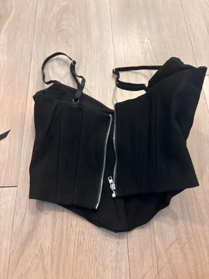 Edikted Corset Top thumbnail 2