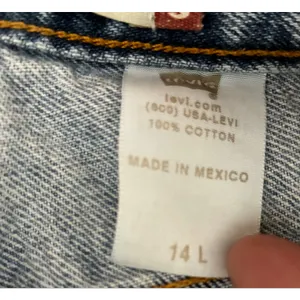 Levi's 550 Classic Relaxed Tapered Jeans Size 14L Casual Comfort Everyday thumbnail 4