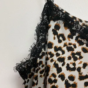 Bar III Slip On Cami Women’s XL Black Ivory Animal Print Eyelash Lace Tank Top thumbnail 3